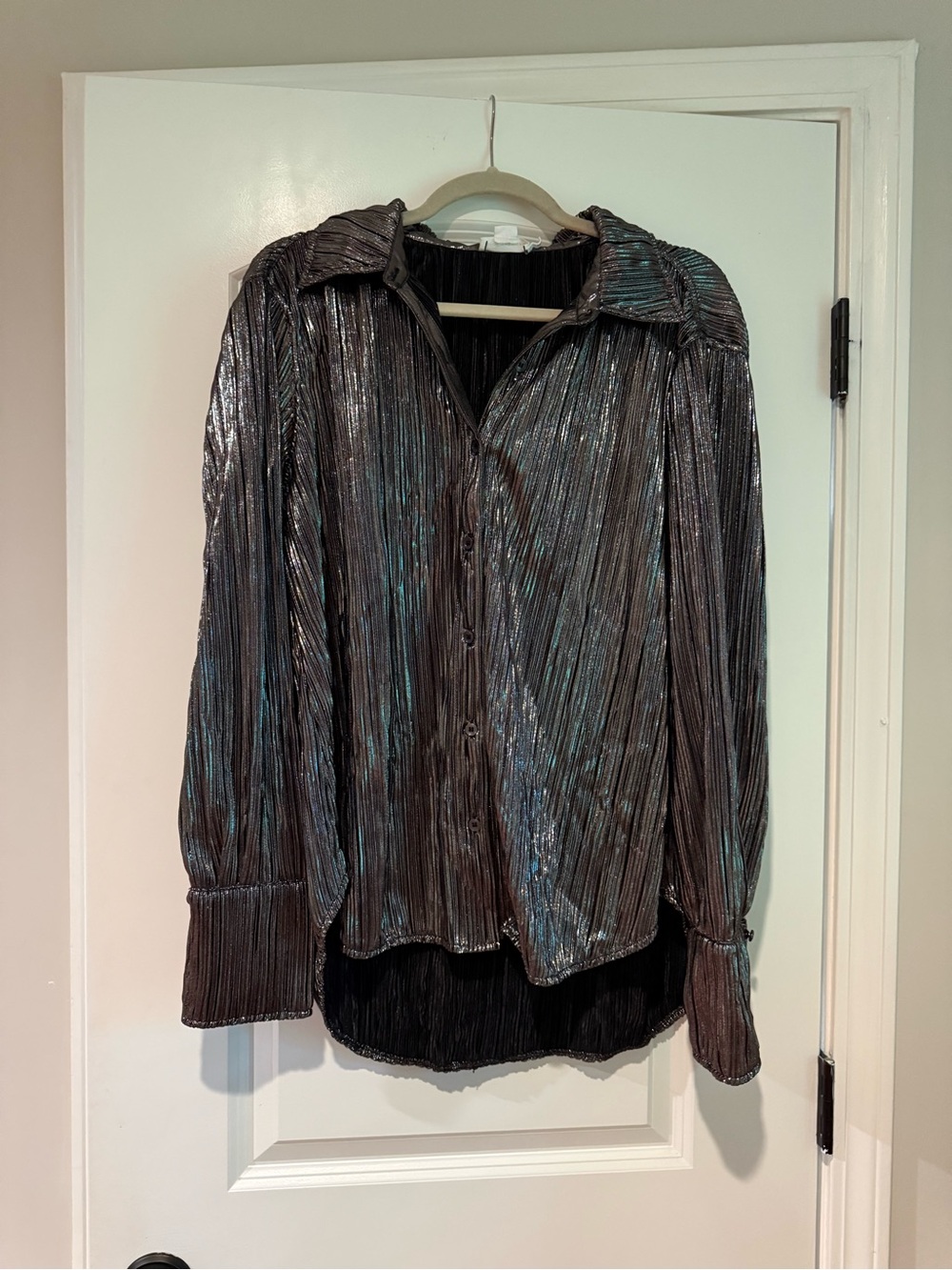 Good American Metallic Pleated Button-Front Women's Top and Matching Bottoms